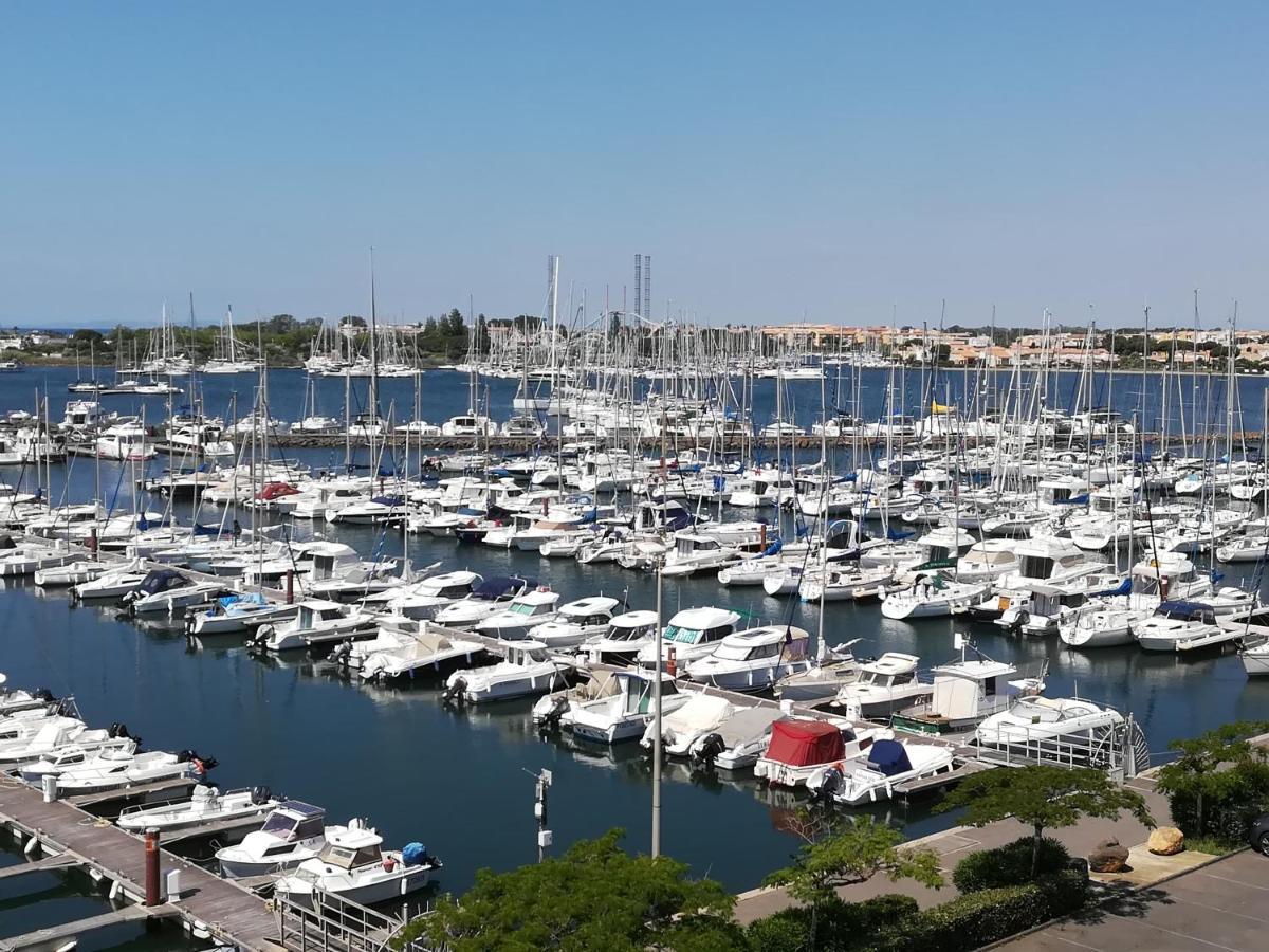 Studio Cabine Vue Port Avec Parking Prive, Piscine, Parc, Boulodrome Agde Exterior foto